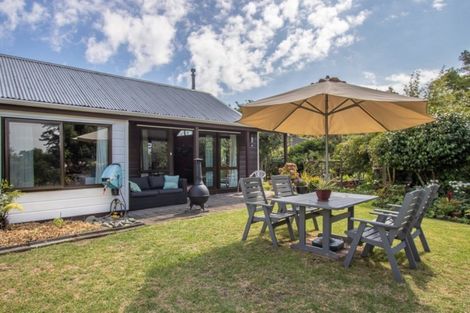 Photo of property in 12a Alexander Street, Waikanae, 5036