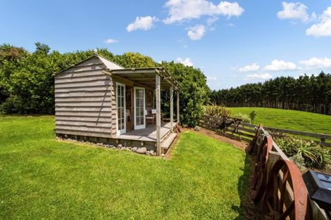 Photo of property in 267 Leith Road, Okato, New Plymouth, 4374