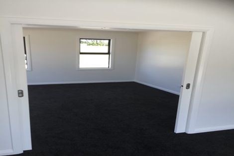Photo of property in 17 Serenity Crescent, Kelvin Grove, Palmerston North, 4414