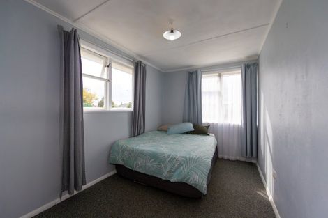 Photo of property in 36 Curling Crescent, Onekawa, Napier, 4110