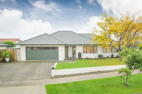 Photo of property in 3 Virginia Grove, Milson, Palmerston North, 4414