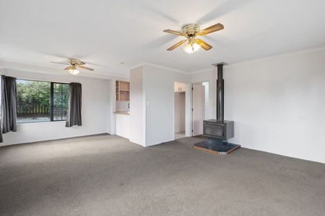 Photo of property in 32 Tawa Street, Hilltop, Taupo, 3330