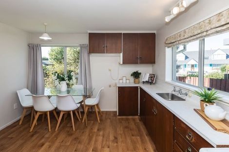 Photo of property in 1/4 Tracy Place, Redwood, Christchurch, 8051