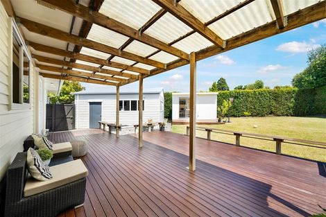 Photo of property in 26 Bodi Place, Te Atatu South, Auckland, 0610