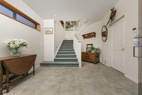 Photo of property in 10 Ashburn Close, Orewa, 0931