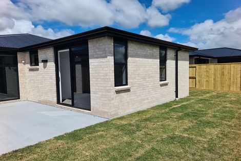 Photo of property in 11 Hinaki Street, Poike, Tauranga, 3112