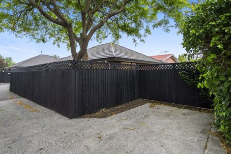 Photo of property in 1/152b Beach Road, North New Brighton, Christchurch, 8083