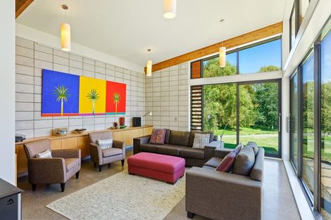 Photo of property in 86 Derham Road, Te Horo, Otaki, 5581