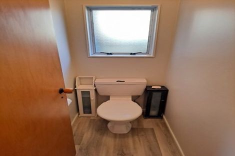 Photo of property in 17 Clemow Road, Fitzroy, New Plymouth, 4312