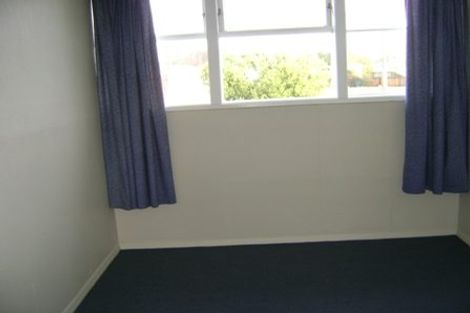 Photo of property in 11 Virgil Place, Northcote, Christchurch, 8052