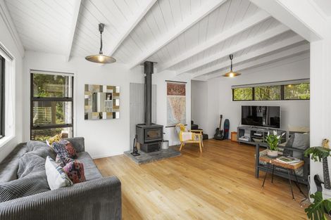 Photo of property in 43 Phillip Avenue, Glen Eden, Auckland, 0602