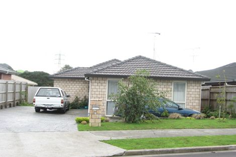 Photo of property in 18 Norman Close, The Gardens, Auckland, 2105