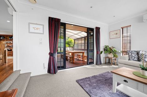 Photo of property in 22 Dorchester Place, Nawton, Hamilton, 3200