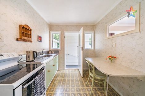 Photo of property in 32 Maymorn Road, Te Marua, Upper Hutt, 5018