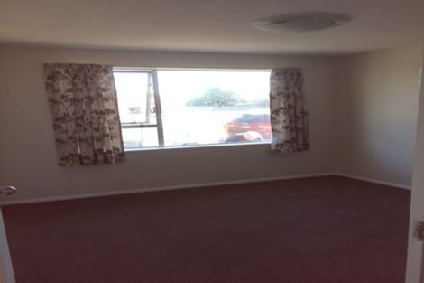 Photo of property in 16 Stacey Place, Woolston, Christchurch, 8062