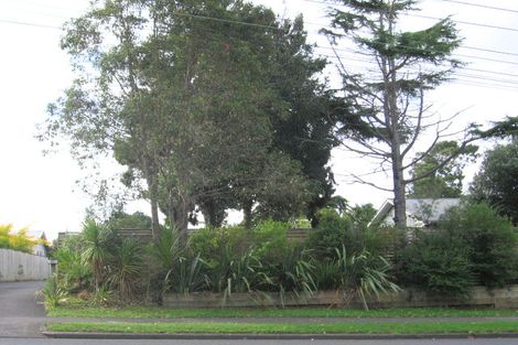 Photo of property in 387 West Coast Road, Glen Eden, Auckland, 0602