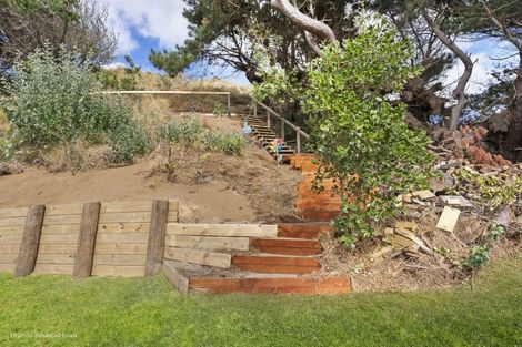 Photo of property in 8 Signal Street, Foxton Beach, Foxton, 4815