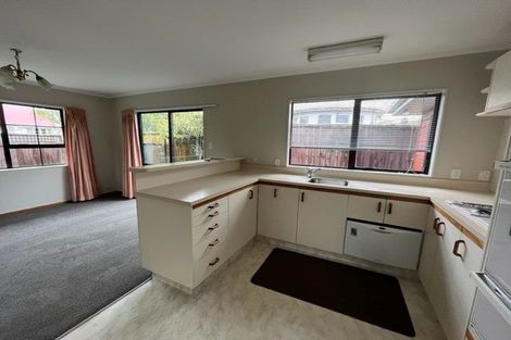 Photo of property in 15 Vincent Street, Waterloo, Lower Hutt, 5011