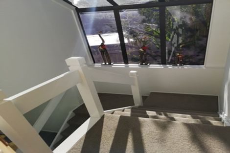 Photo of property in 62 Newhaven Terrace, Mairangi Bay, Auckland, 0630