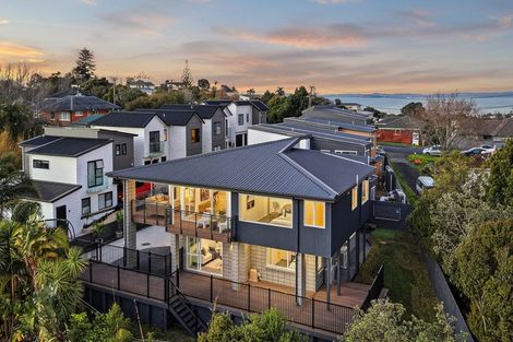 Photo of property in 50 Bleakhouse Road, Howick, Auckland, 2014
