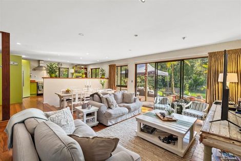 Photo of property in 16 Jack Barry Road, Waitoki, Albany, 0794