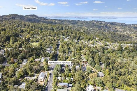 Photo of property in 134 Woodlands Park Road, Titirangi, Auckland, 0604