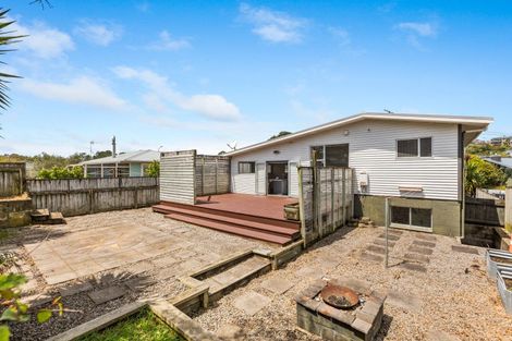 Photo of property in 27 Rospeath Crescent, Spotswood, New Plymouth, 4310