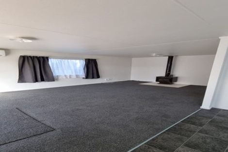 Photo of property in 1/5 Hatherley Place, Clendon Park, Auckland, 2103