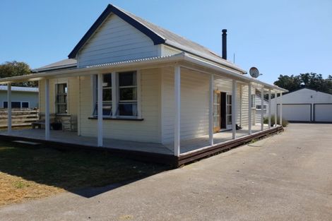 Photo of property in 2 Ohawe Terrace, Ohawe, Hawera, 4671