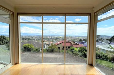 Photo of property in 150 Redoubt Road, Flat Bush, Auckland, 2019