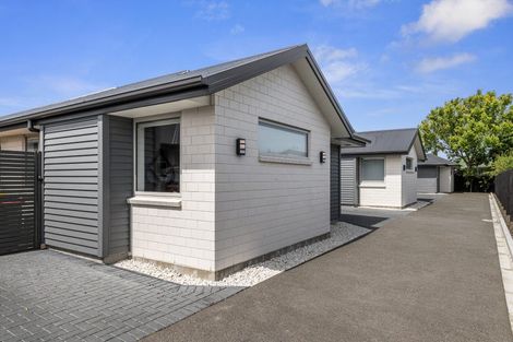 Photo of property in 2/120 Gilberthorpes Road, Hei Hei, Christchurch, 8042