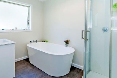 Photo of property in 6 King Street, Doyleston, 7682