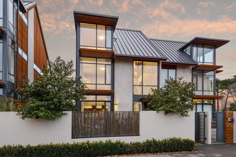 Photo of property in 2/2a Dorset Street, Christchurch Central, Christchurch, 8013