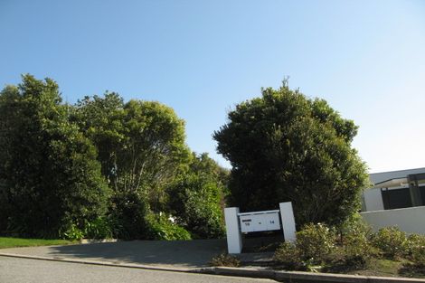 Photo of property in 14 Harry Ell Drive, Cashmere, Christchurch, 8022