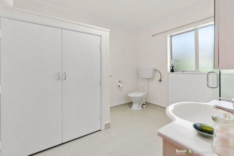 Photo of property in 73 Marine Parade, Seatoun, Wellington, 6022