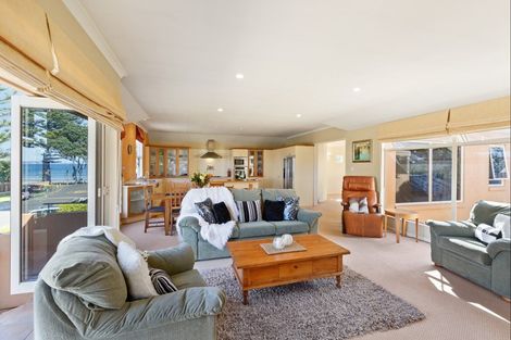 Photo of property in 4 Noel Avenue, Orewa, 0931