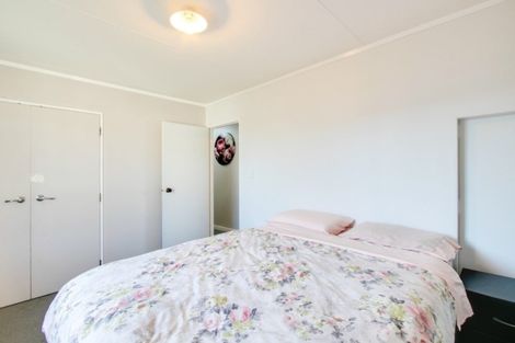 Photo of property in 2/53 Bill Hercock Street, Pirimai, Napier, 4112