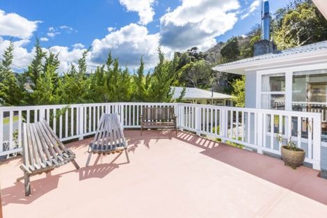 Photo of property in 69 Thomas Street, Stokes Valley, Lower Hutt, 5019