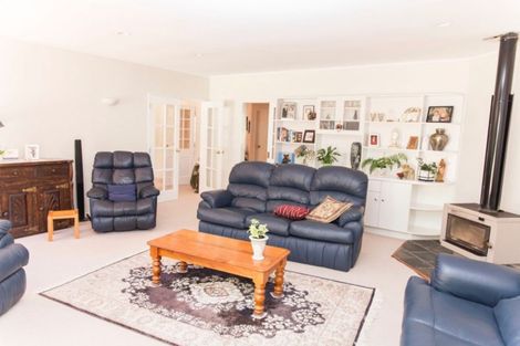 Photo of property in 10 Guinane Street, Dannevirke, 4930