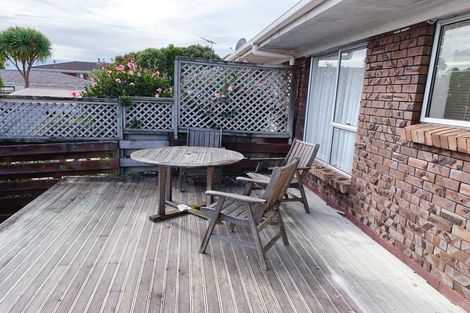 Photo of property in 1/42 Blacklock Avenue, Henderson, Auckland, 0612