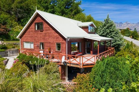 Photo of property in 15 Belfast Terrace, Queenstown, 9300