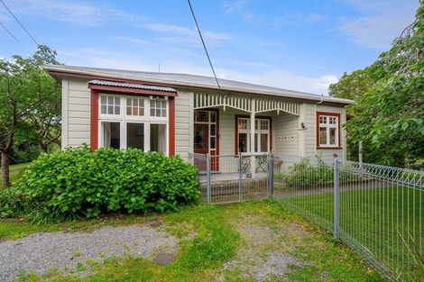 Photo of property in 24 Lincoln Road, Carterton, 5713