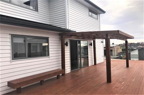 Photo of property in 19 Resolution Drive, Gulf Harbour, Whangaparaoa, 0930