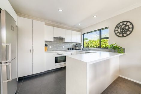 Photo of property in 28 Tararua Street, Trentham, Upper Hutt, 5018