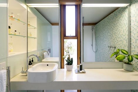 Photo of property in 1 Harvey Street, Waipahihi, Taupo, 3330