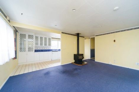 Photo of property in 50 Acacia Street, Kelvin Grove, Palmerston North, 4414