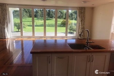 Photo of property in 5 Maungakiekie Avenue, Greenlane, Auckland, 1051