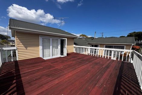 Photo of property in 1/26 Plunket Avenue, Papatoetoe, Auckland, 2104