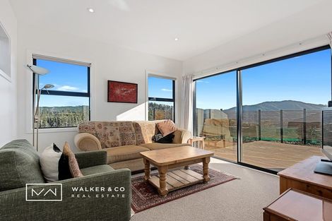 Photo of property in 235 Fairview Drive, Birchville, Upper Hutt, 5372