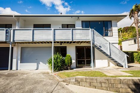 Photo of property in 49b Albatross Close, Whitby, Porirua, 5024